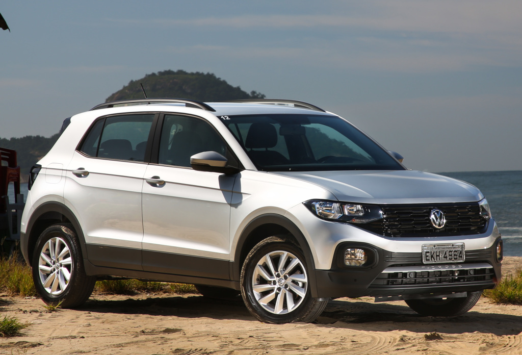La Volkswagen T-Cross se pone al dia con motor turbo.