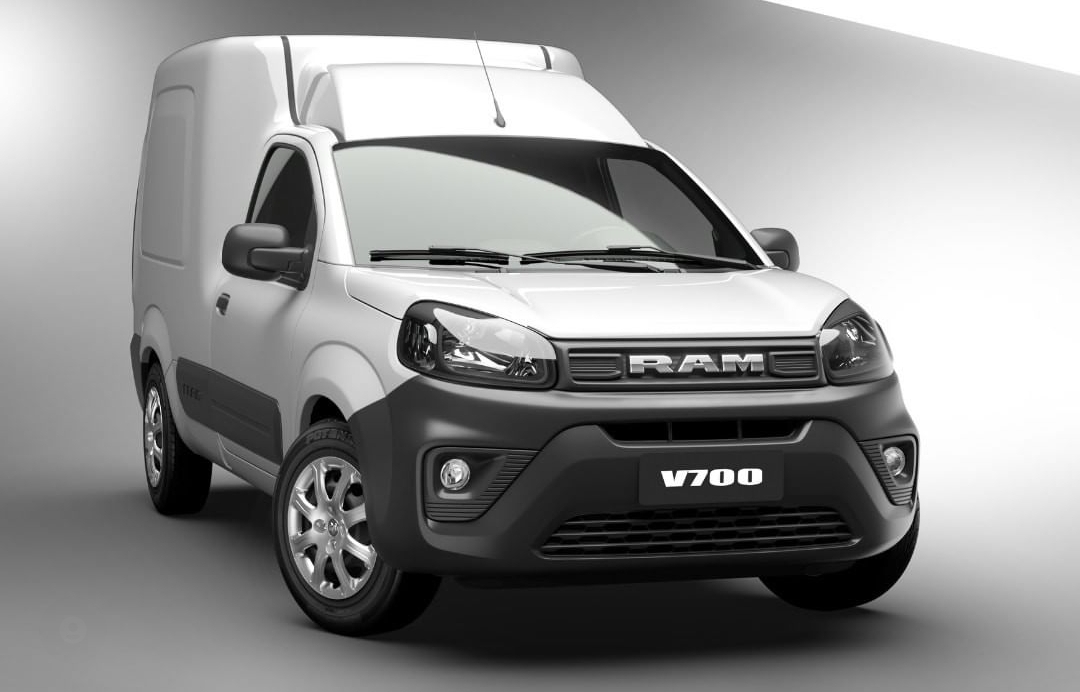 Retoques estéticos y más seguridad para la RAM V700 en Colombia.