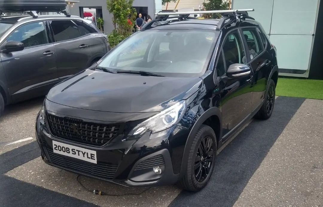 El Peugeot 20008 presenta un nuevo Style y llega a Colombia.