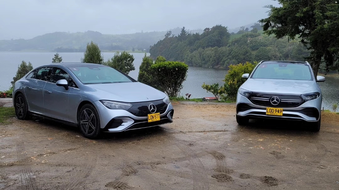 Mercedes-Benz electrificó las rutas colombianas en el Tour Azul EQ