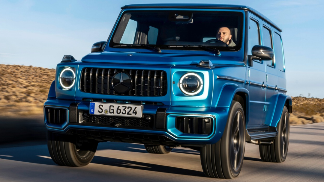 El Mercedes-Benz Clase G recibe retoques estéticos y un chasis mejorado