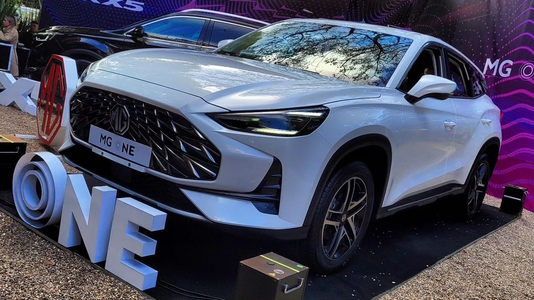 Con un diseño afilado y elementos digitales, llega a Colombia el MG ONE.