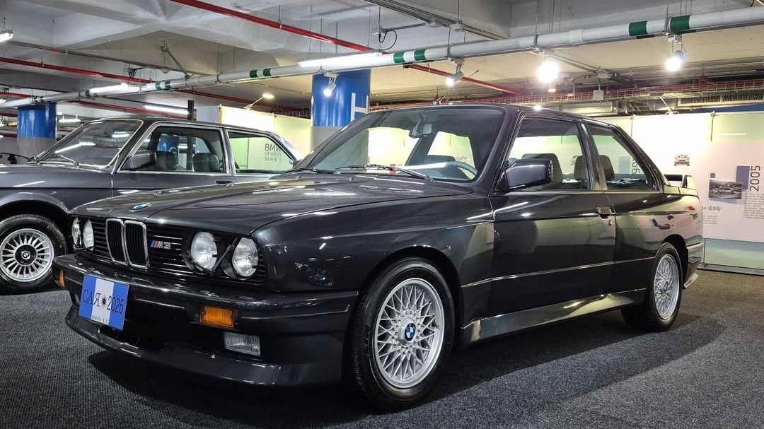 Autogermana celebra los 50 años del BMW Serie 3 con una exhibición en “Cuando el Arte Rueda”