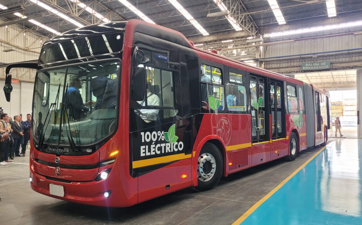BYD prueba en Bogotá su nuevo bus articulado 100% eléctrico