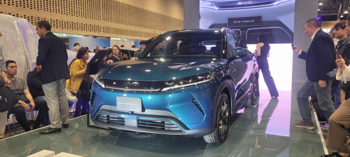 BYD YUAN UP LUX en Colombia: la SUV eléctrica más vendida del país eleva su estandar