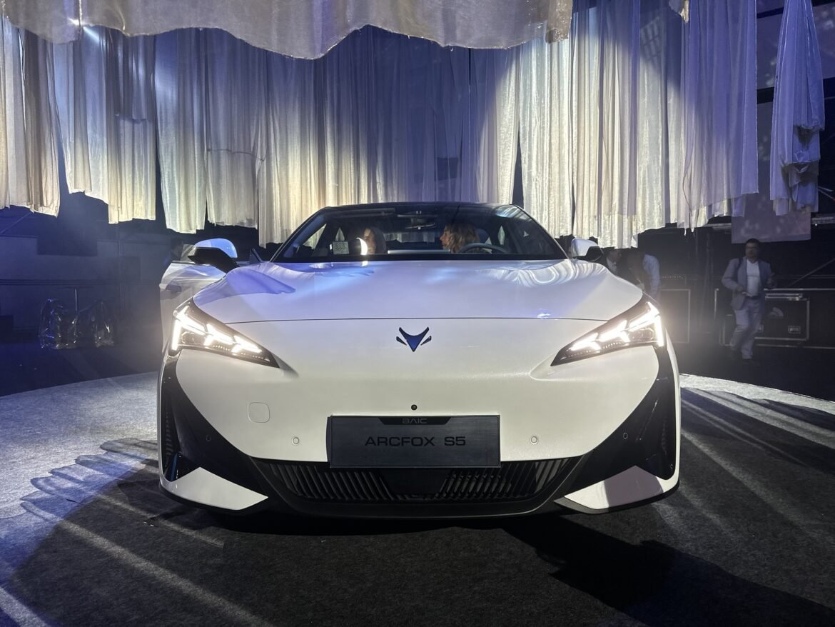Arcfox llega a Colombia: BAIC Group apuesta por el segmento premium eléctrico con tres nuevos modelos