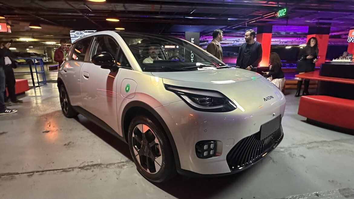 Llega a Colombia el nuevo GAC Aion UT en tres versiones.